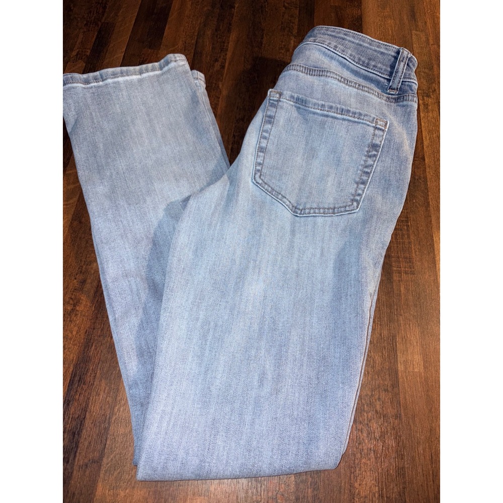 Maurices M Jeans Classic Slim Boot Mid Rise Light Wash Blue Jeans Size 4 Reg